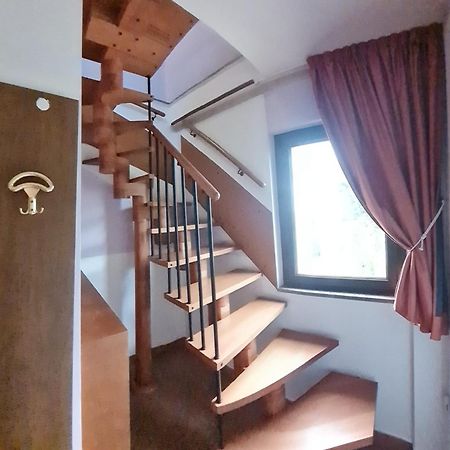 Euro House Inn Airport Ф'юмічіно Екстер'єр фото